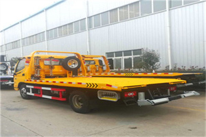 玄武区附近拖车救援搭电